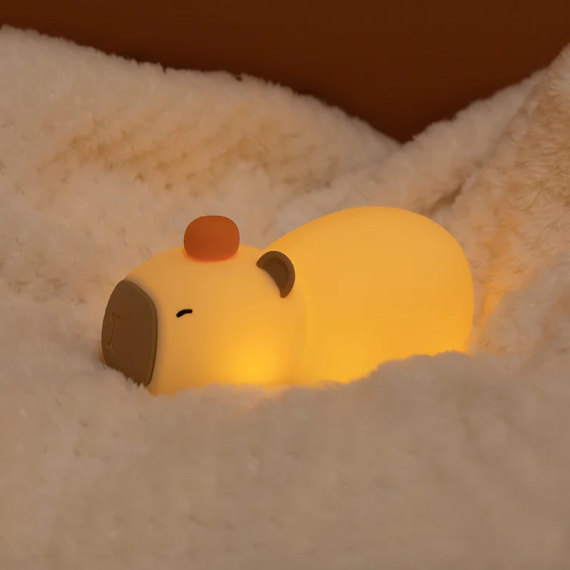 Luminária de silicone em formato de capivara